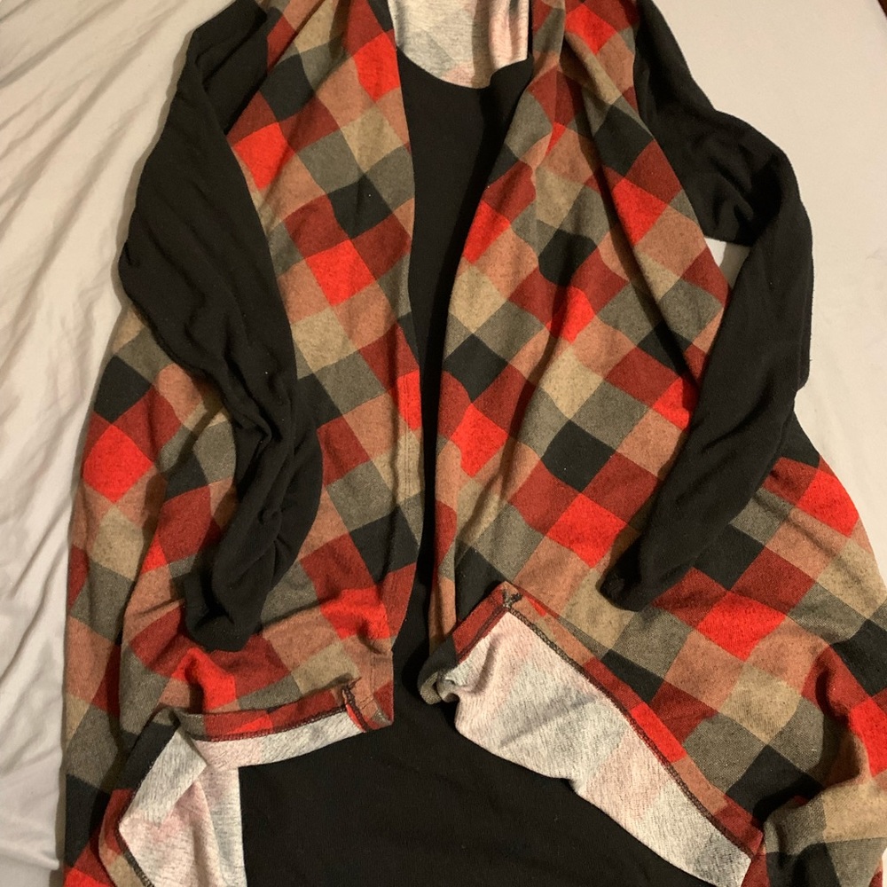 (2) SIZE 2X TUNICS WITH VEST ATTACHED
